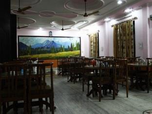 Dev Hotel Харидвар Экстерьер фото